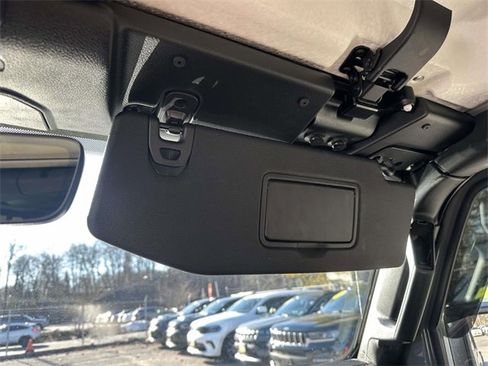 Certified 2021 Jeep Wrangler Unlimited Rubicon w/ Dual Top Group image 38