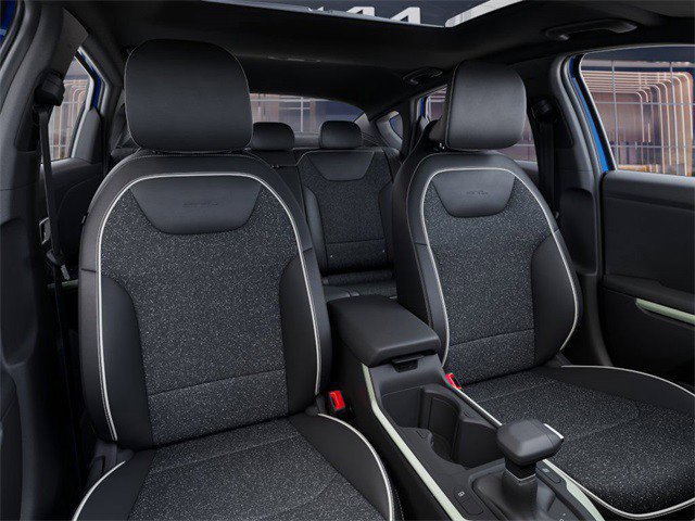 Certified 2025 Kia K4 GT-Line w/ GT-Line Sunroof Package FWD image 19