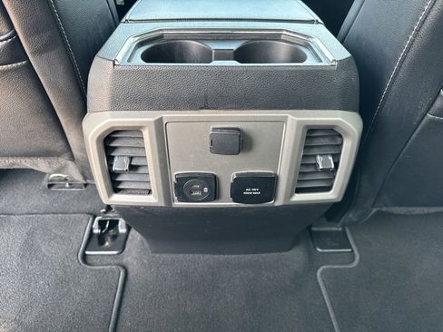 Used 2021 Ford F250 Lariat w/ Lariat Value Package AWD/4WD image 30