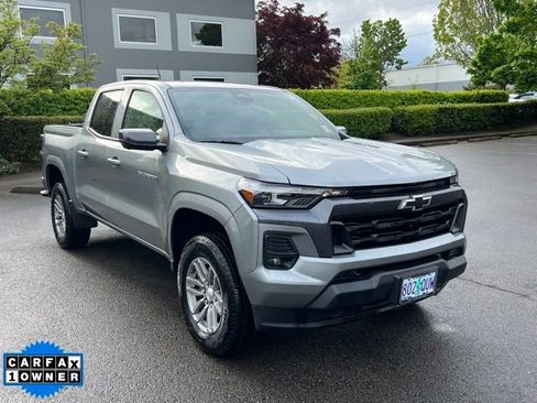 Used 2025 Chevrolet Colorado LT w/ LT Convenience Package image 1