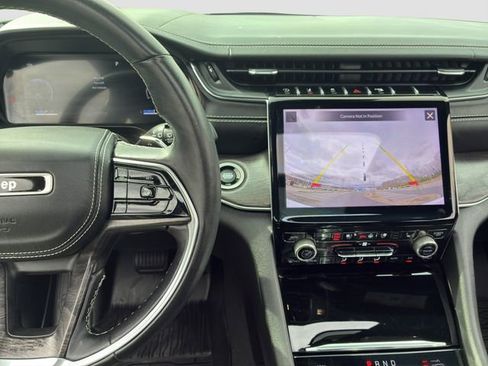 Used 2022 Jeep Grand Cherokee L Overland image 23