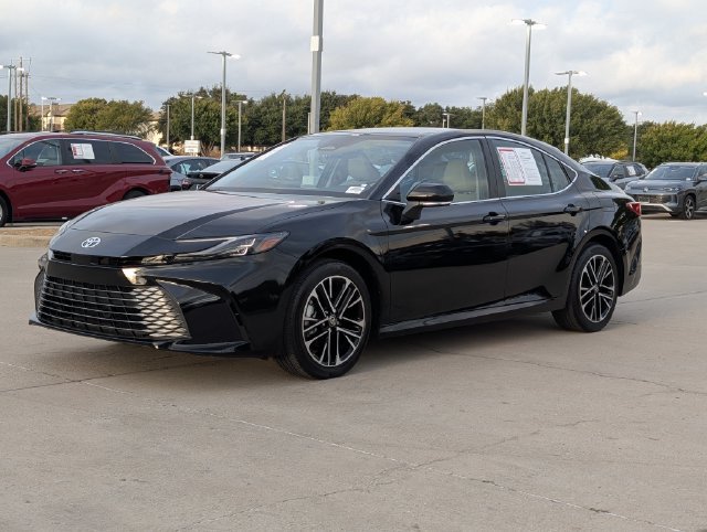 Used 2026 Toyota Camry XLE AWD/4WD image 10