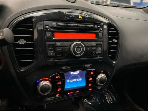 Used 2011 Nissan Juke SV image 29