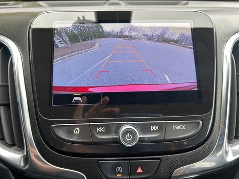 Used 2022 Chevrolet Equinox Premier image 31