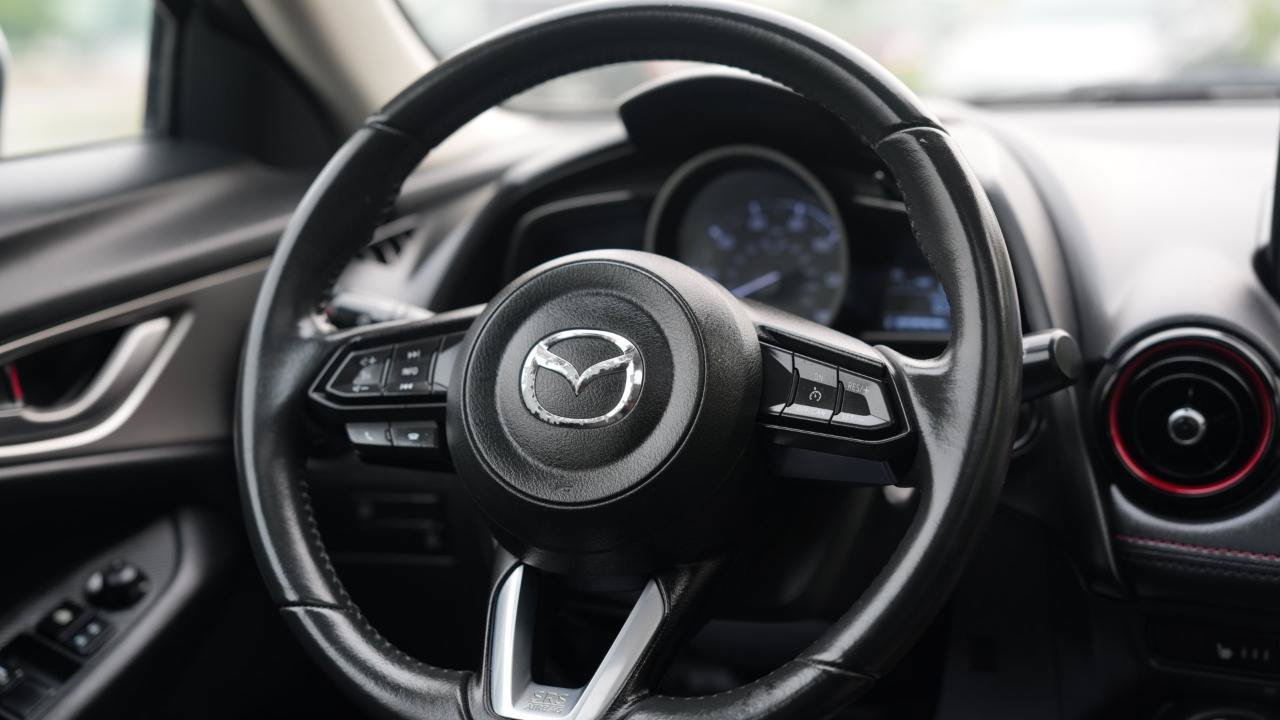 Used 2018 MAZDA CX-3 Touring w/ Preferred Equipment Package FWD image 12