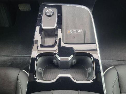 Used 2025 Buick Enclave Preferred image 21