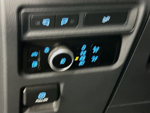 Used 2023 Ford F150 XLT w/ Equipment Group 302A High image 17