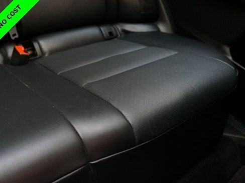 Used 2022 Nissan Rogue SV w/ SV Premium Package image 61