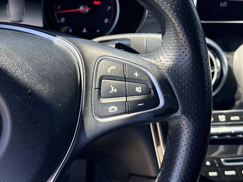 Used 2018 Mercedes-Benz GLC 300 image 24