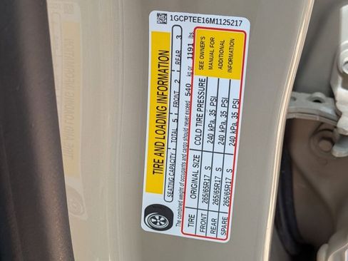 Used 2021 Chevrolet Colorado ZR2 image 18