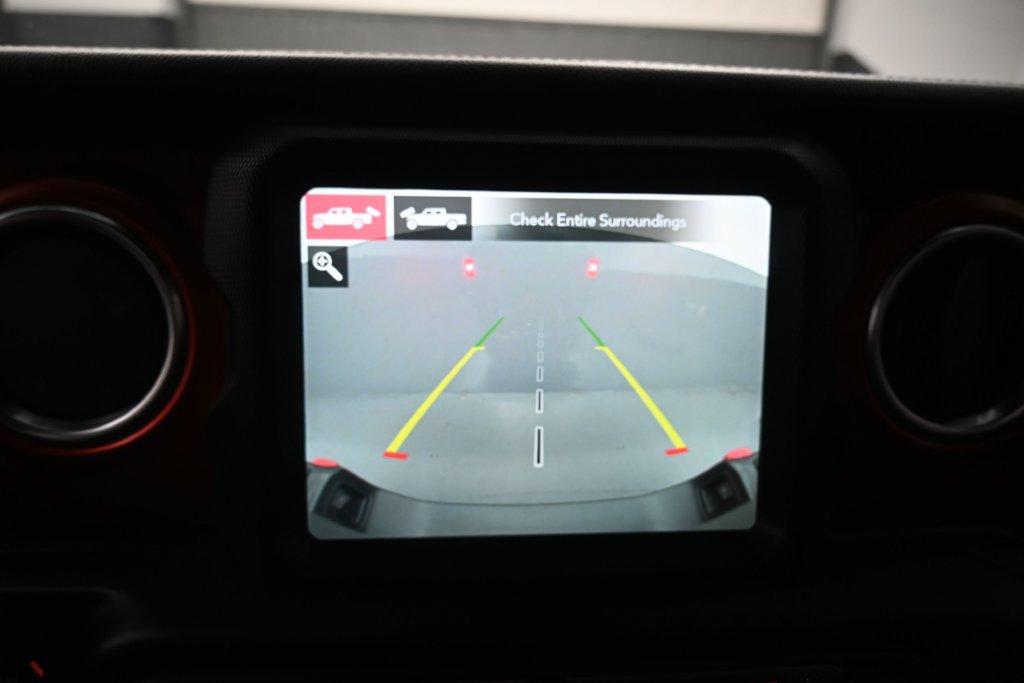 Used 2021 Jeep Gladiator Rubicon AWD/4WD image 7