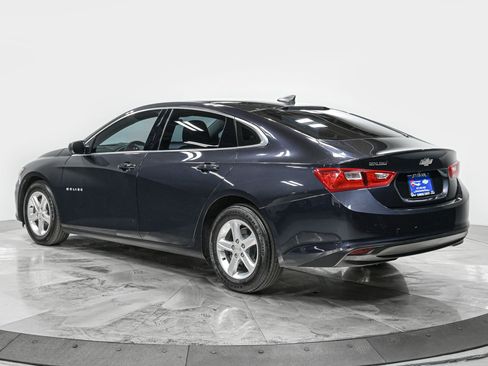Used 2022 Chevrolet Malibu LS image 4