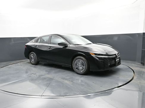 New 2026 Nissan Sentra S w/ Floor Mat Package FWD image 3