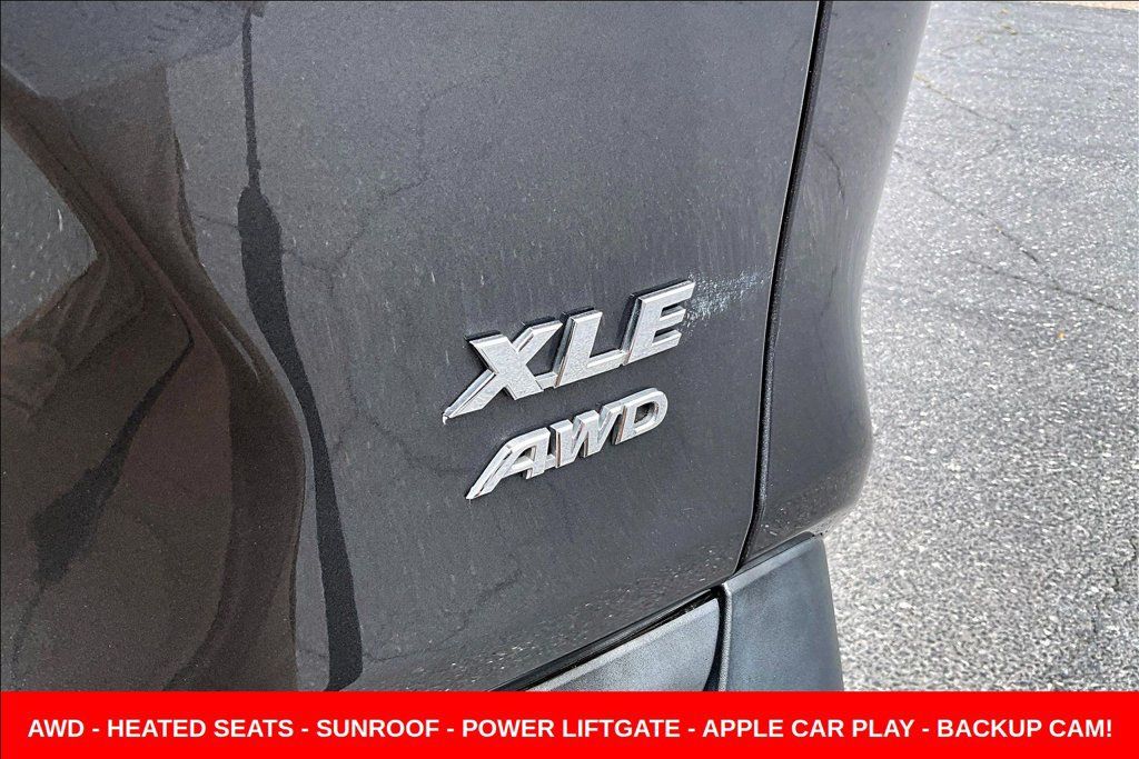 Used 2020 Toyota RAV4 XLE Premium AWD/4WD image 23