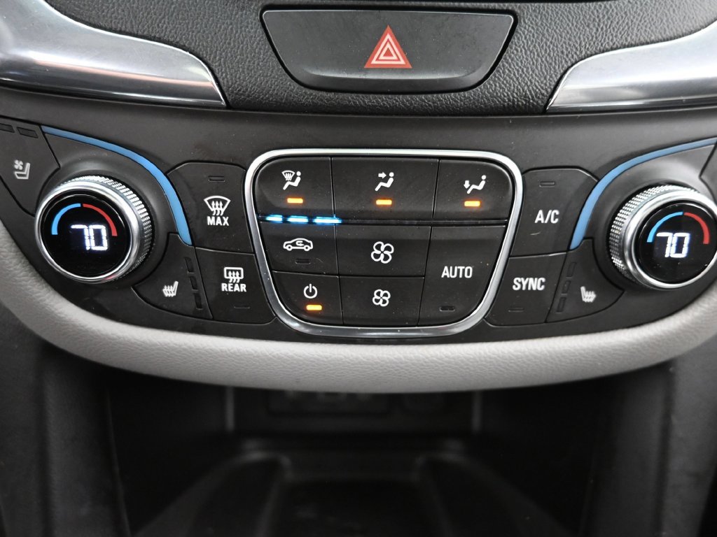 Used 2019 Chevrolet Equinox Premier FWD image 22