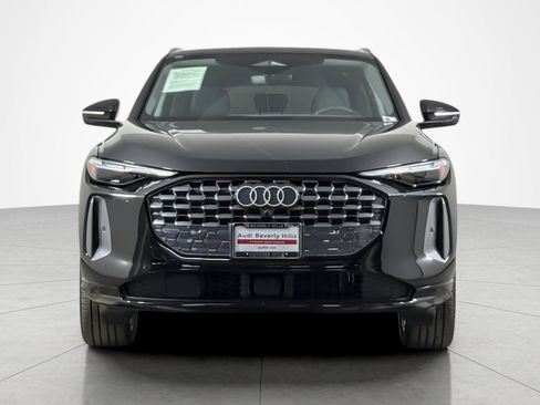 Used 2025 Audi Q5 Premium Plus w/ Premium Plus AWD/4WD image 8