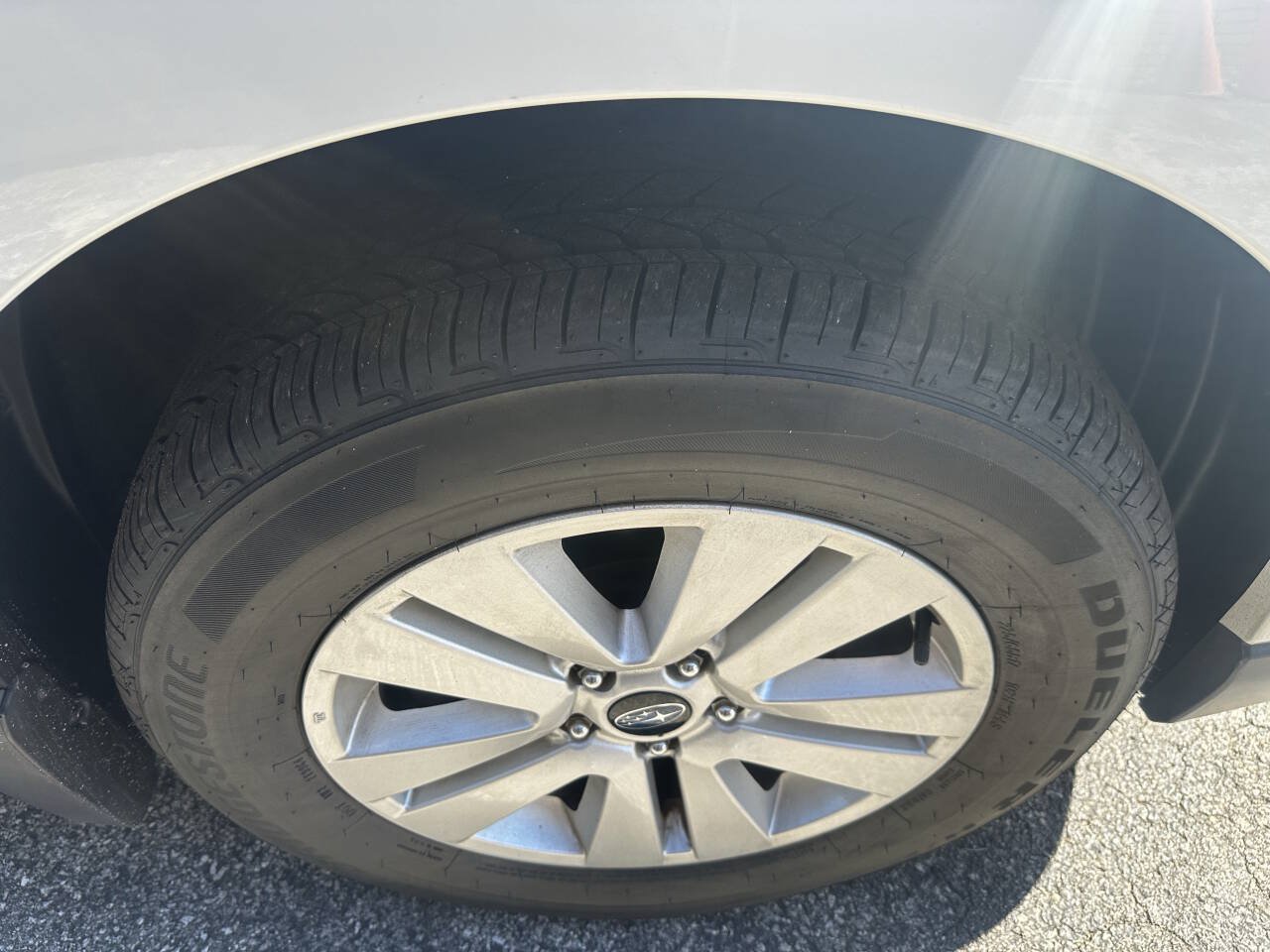Used 2019 Subaru Outback 2.5i Premium AWD/4WD image 19