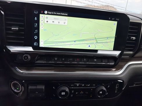 Used 2025 Chevrolet Silverado 2500 LT w/ Convenience Package image 22