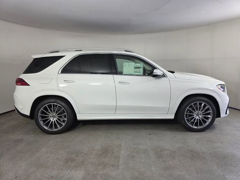 New 2026 Mercedes-Benz GLE 350 4MATIC image 3