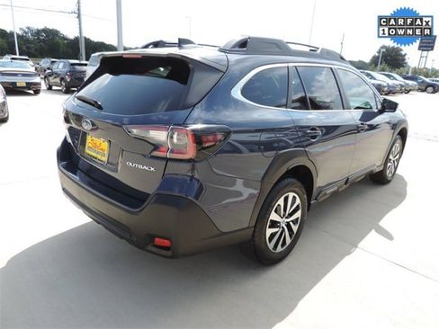 Used 2024 Subaru Outback Premium image 5