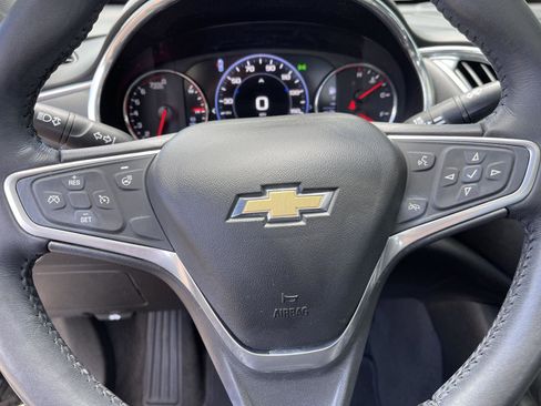 Used 2022 Chevrolet Malibu Premier FWD image 24