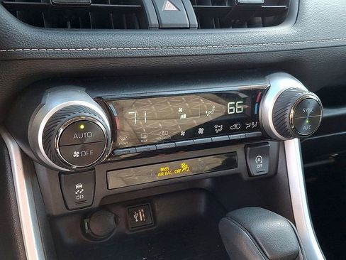 Used 2024 Toyota RAV4 XLE image 15