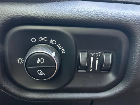 Used 2025 RAM 1500 Big Horn AWD/4WD image 25