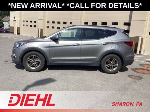 Used 2017 Hyundai Santa Fe Sport w/ 2.4L Tech Package 04 AWD/4WD image 4
