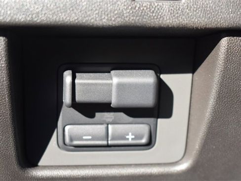 Certified 2025 Chevrolet Colorado ZR2 w/ Midnight Edition image 23