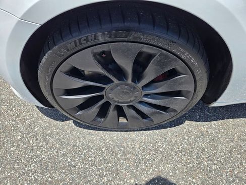 Used 2023 Tesla Model 3 Performance AWD/4WD image 15