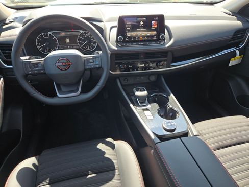 New 2026 Nissan Rogue SV AWD/4WD image 13