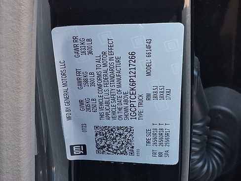 Used 2023 Chevrolet Colorado LT w/ LT Convenience Package III image 26