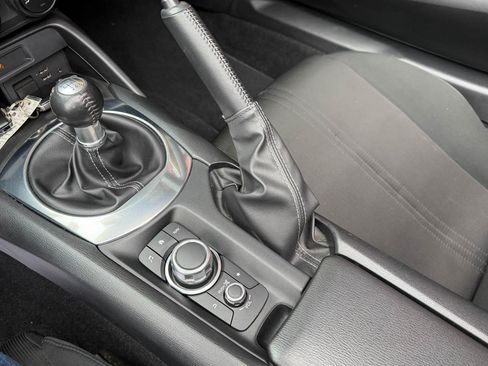 Used 2020 MAZDA MX-5 Miata Sport image 26