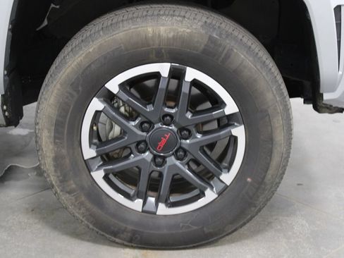 Used 2024 Toyota Tacoma TRD Sport RWD image 14