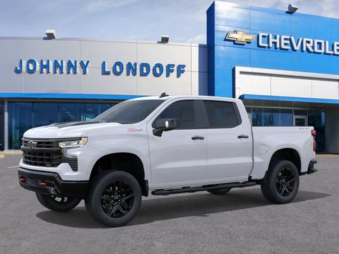 New 2026 Chevrolet Silverado 1500 LT Trail Boss w/ LT Trail Boss Premium Package AWD/4WD image 2