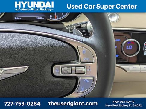 Used 2025 Genesis GV70 2.5T w/ Select Package AWD/4WD image 39