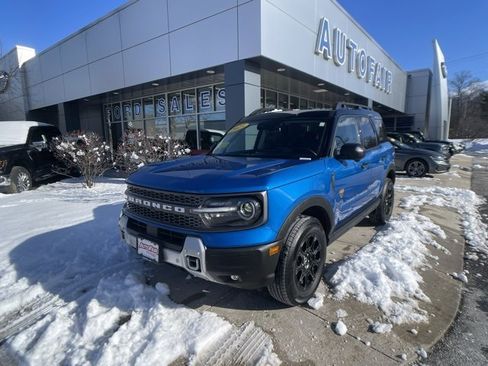 Certified 2025 Ford Bronco Sport Badlands image 4