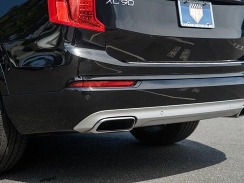 Used 2020 Volvo XC90 T6 Momentum w/ Protection Package Premier AWD/4WD image 9