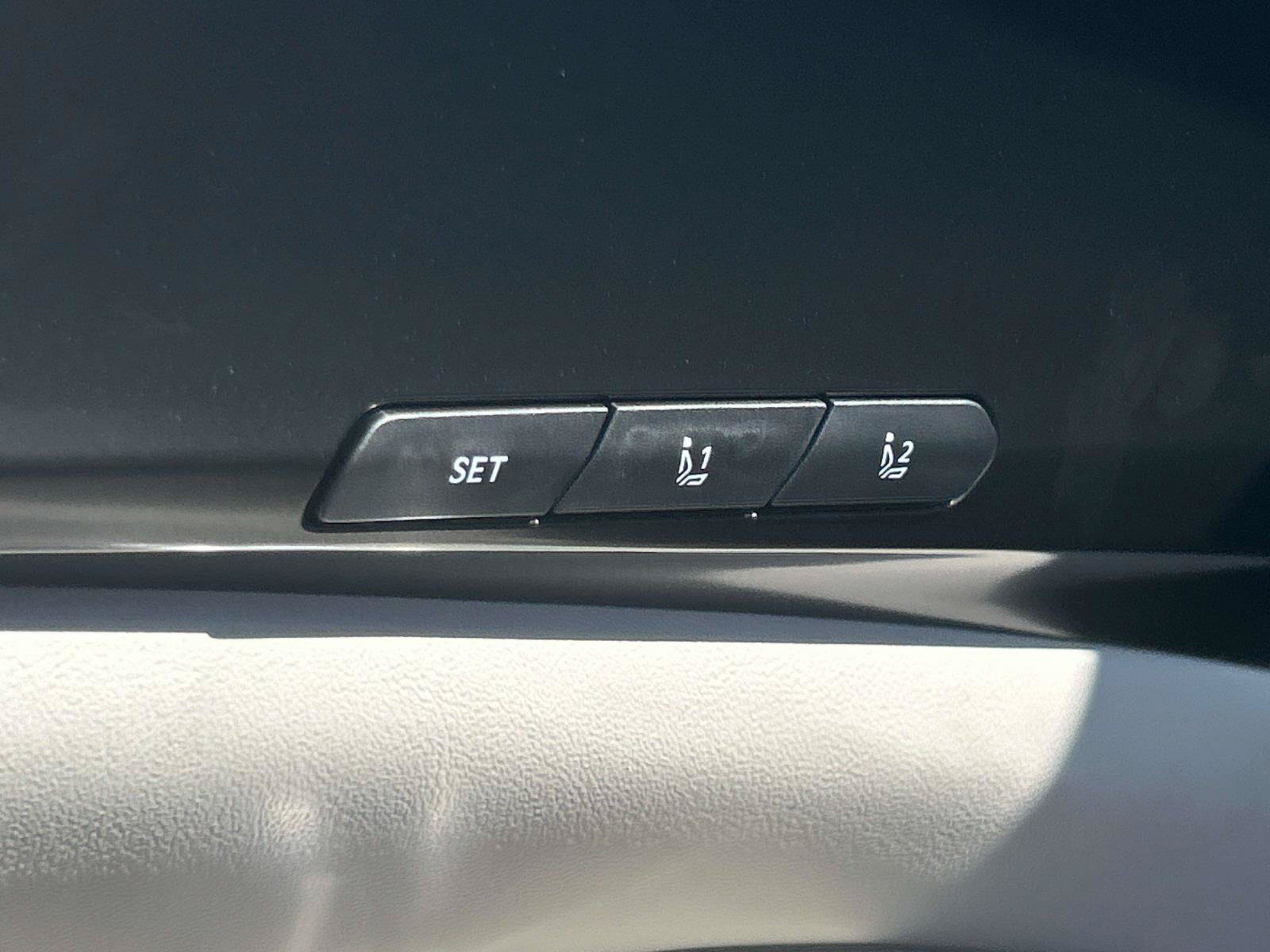 New 2027 Kia Carnival SX FWD image 22