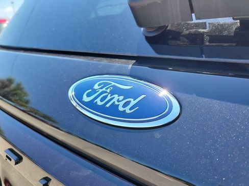 New 2026 Ford Explorer ST-Line w/ ST-Line Street Pack RWD image 8