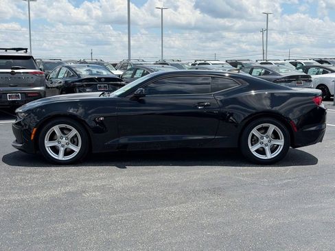 Used 2020 Chevrolet Camaro LT RWD image 8