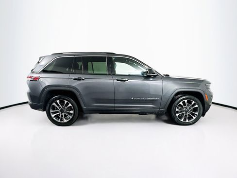 Used 2022 Jeep Grand Cherokee Overland w/ Luxury Tech Group IV image 10