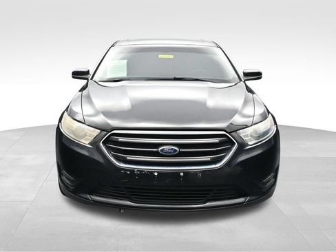Used 2015 Ford Taurus SEL FWD image 8