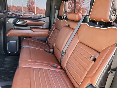Used 2023 GMC Sierra 1500 Denali Ultimate image 19
