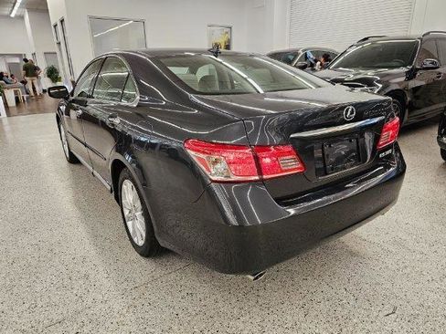 Used 2011 Lexus ES 350 FWD image 6