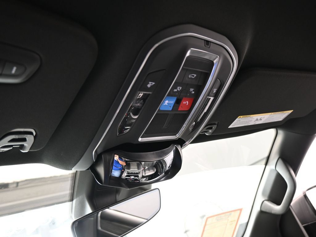 Used 2022 Jeep Wagoneer Series II RWD image 31