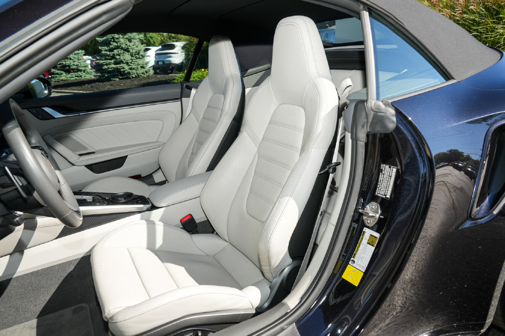Certified 2022 Porsche 911 Turbo S AWD/4WD image 5