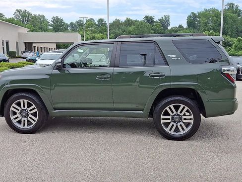 Used 2022 Toyota 4Runner TRD Sport w/ Technology Package AWD/4WD image 6
