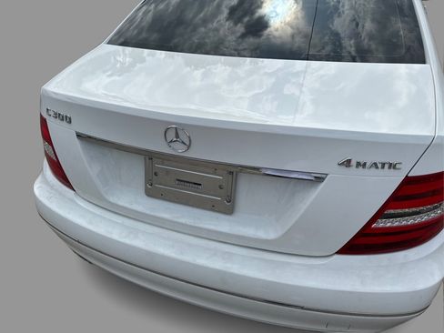 Used 2014 Mercedes-Benz C 300 4MATIC Sedan image 39