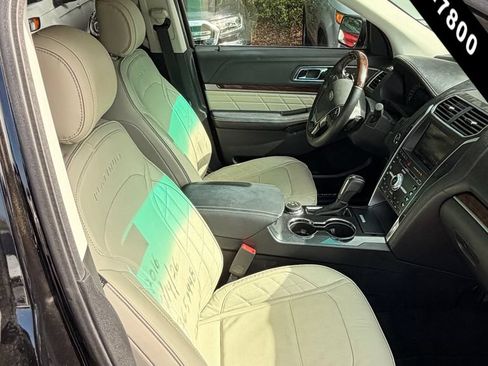 Used 2016 Ford Explorer Platinum AWD/4WD image 7